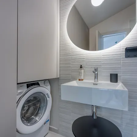 Rest Nest With Private Pool