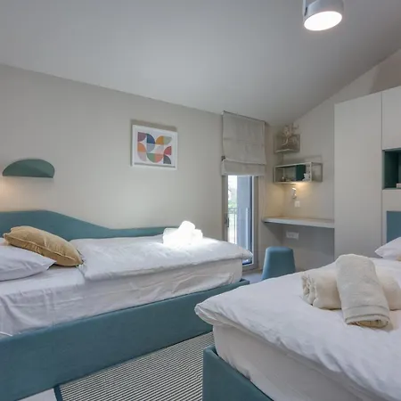 Rest Nest With Private Pool Ferienhaus *
